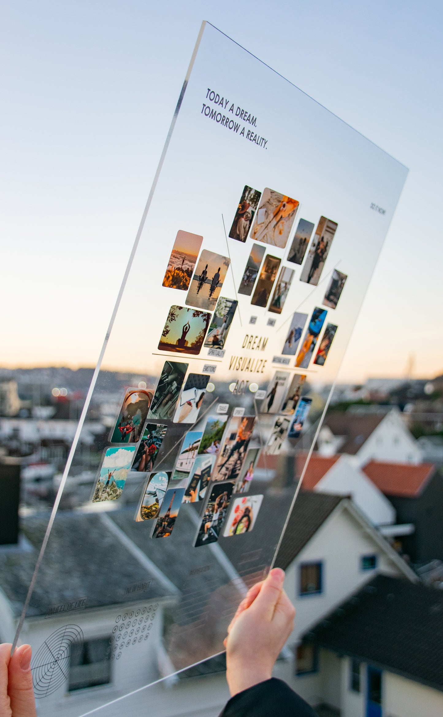 Ready-made set: VISION BOARD 500x370 mm (black/white) + five sets of stickers (116 stickers) - Inspobox | Be inspired